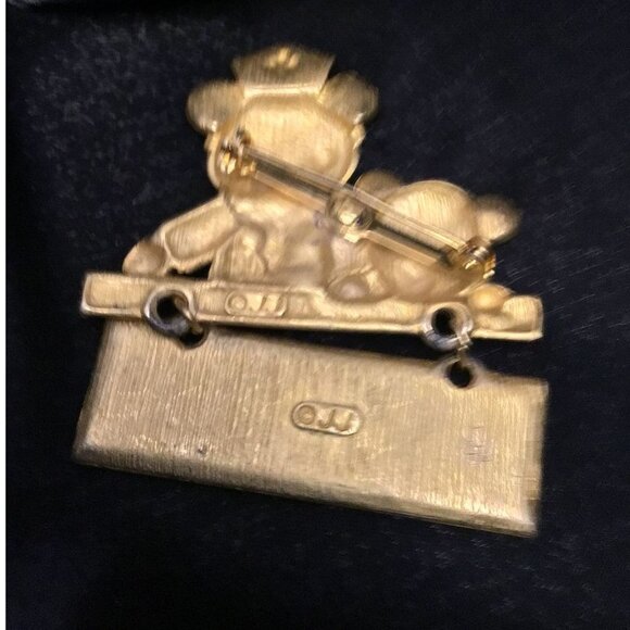 Vintage Signed JJ - Jonette -Nurses Make It All Better! ~Dangling Charm Brooch - - Picture 4 of 6